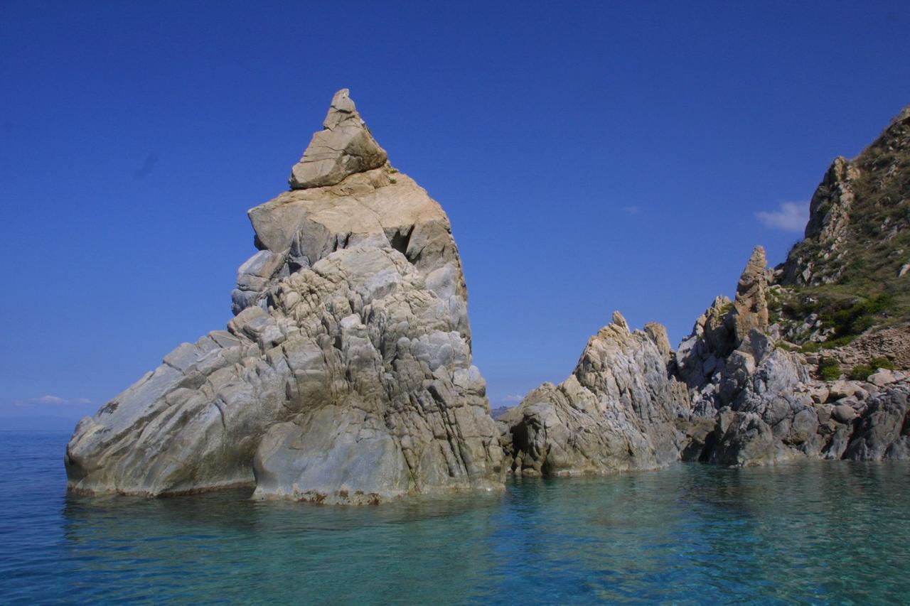 A Turri Rooms And Restourant Capo Vaticano Exterior foto